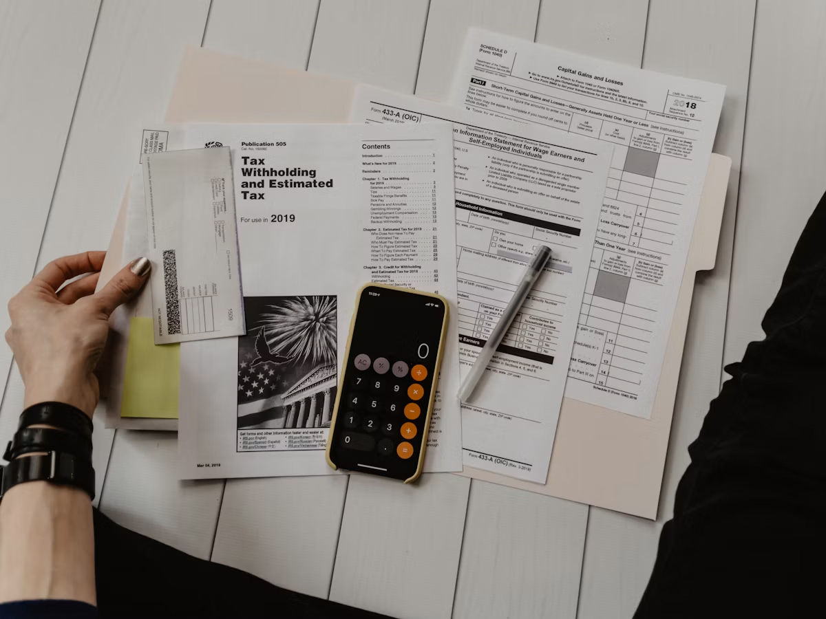 Energy budgeting and financial forecasting for commercial businesses